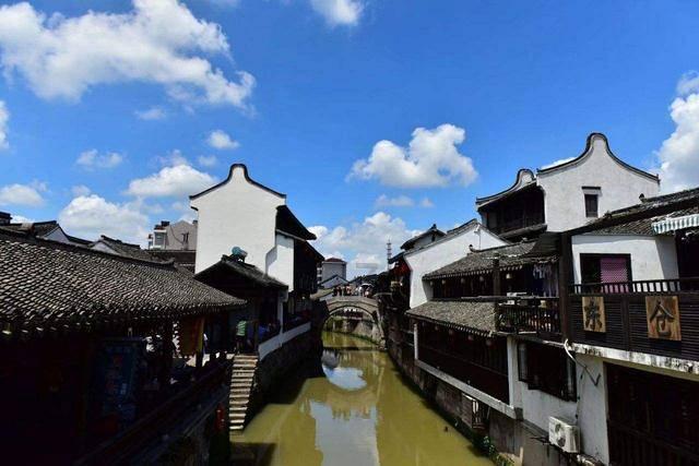 ST中珠：预计2023年年度净利润-2.4亿元至-3.6亿元